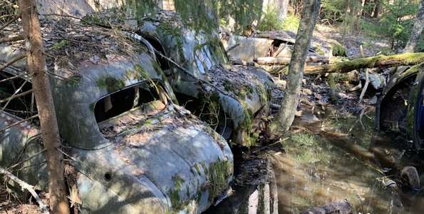 Naturvårdsverket sätter stopp för bilkyrkogård i Skiftinge