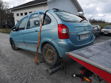 Skrota din defekta bil när den blir för dyr att laga