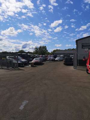 Får man köra en bil med körförbud till skroten