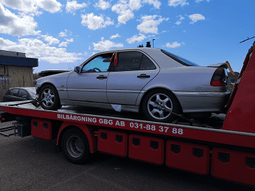 Sälj avdankad Plymoth i Kungälv till bilskrot