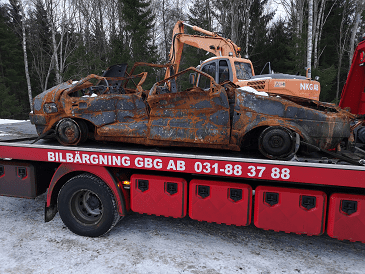 Ackrediterad bilskrot i Lilla Edet betalar för uttjänta Nissan-Latio