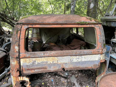 Dumpning av Volkswagen-Pickup är ett dåligt alternativ till bilskrot i Kungälv