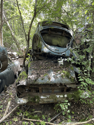 Bilskrot i Malmö skapar av använda bildelar