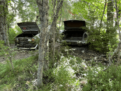 Bilskrot i Trollhättan demonterar ner en Fiat-Campaqnola