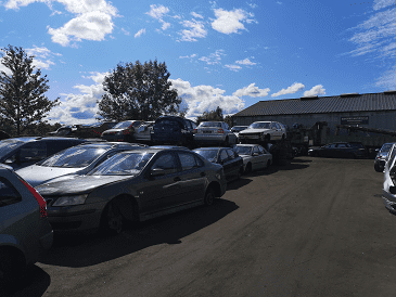 En godkänd bilskrot i Stenungsund hämtar utrangerade Honda-Pilot