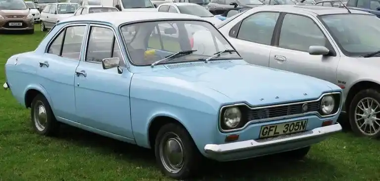Ford Escort Mk1 fyrdörrars från 1974