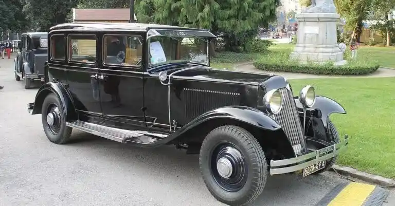 Renault Nervastella Type TG2 Coupé, en ståtlig fransk lyxbil från 1930-talet