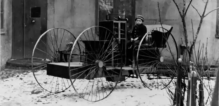 Cederholmaren – bröderna Cederholms ångdrivna bil från 1892, Sveriges första bil